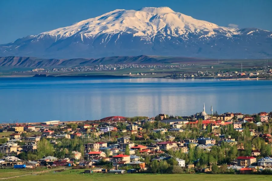 تور گروهی وان ترکیه از مشهد، تهران و تبریز